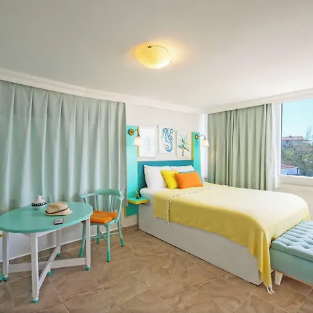 Hotel Kuytu 3*