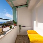 Kuytu Hotel