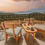 Kuytu Hotel 3*